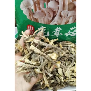 เห็ดกำมะหยี่（鹿茸菇）ซึ่งมีหน้าที่ปกป้องตับและล้างพิษ บำรุงไตและบำรุงเอสเซ้นส์ เสริมสร้างกระดูกและกล้ามเนื้อ และต่อต้านริ้วร