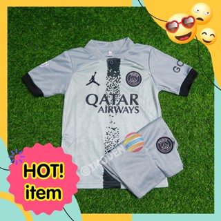 ชุดฟุตบอล เสื้อบอล เด็ก ได้ทั้งชุด(เสื้อ+กางเกง) แขนสั้น สีเทา ปารีส PSG3232