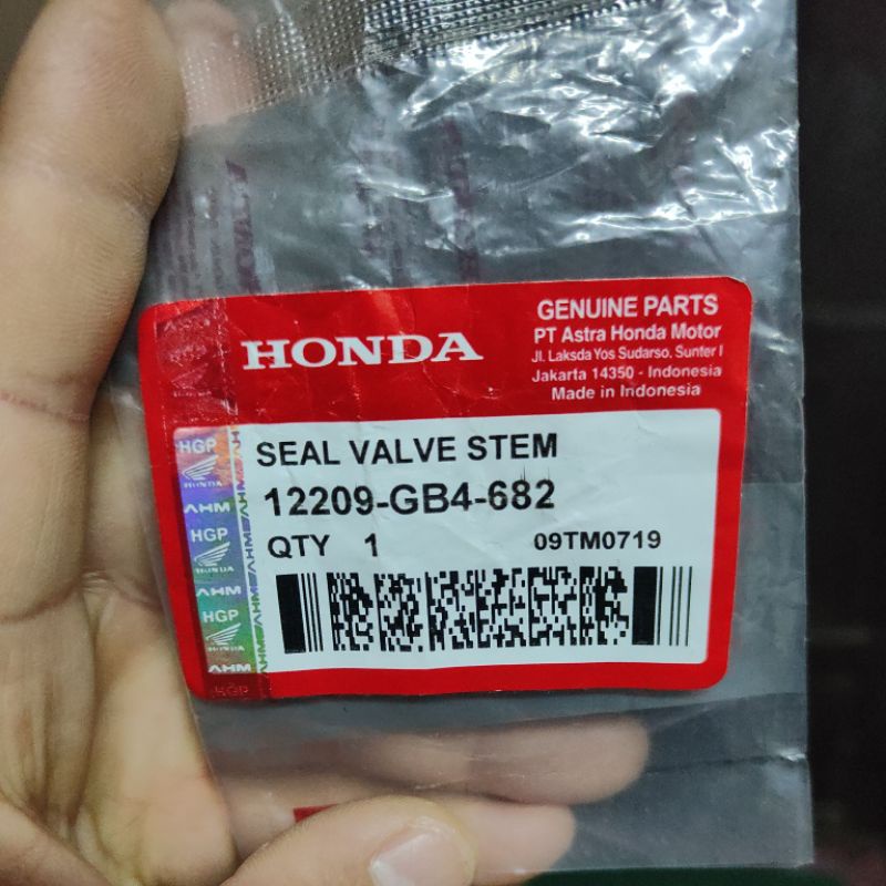 ซีลก้านวาล์วฮอนด้าแท้รหัส 12209-GB4-682