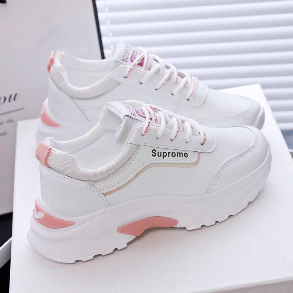 Katoshop💥พร้อมส่ง🇹🇭 𝐵𝓁𝒾𝓃𝓀 รองเท้าผ้าใบผู้หญิง โฮโลแกรม เล่นแสงวิ้งๆ สไตล์เกาหลี สวยมาก size36-41 แนะนำเผื่อ+1ไซส์