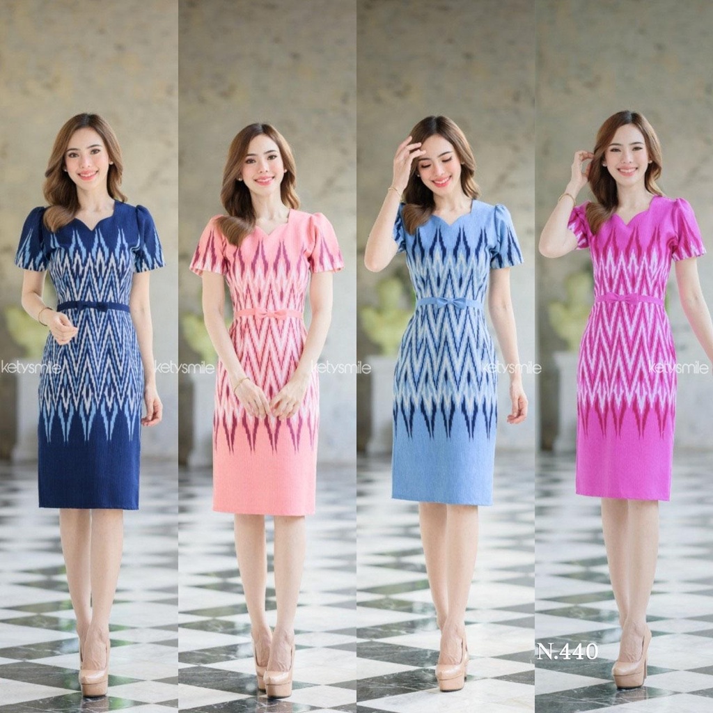 เดรสผ้ามัดหมี่ คอหัวใจ ติดโบว์ที่เอว อัดกาว งานขายดีสุดๆ (S-2XL) KS440