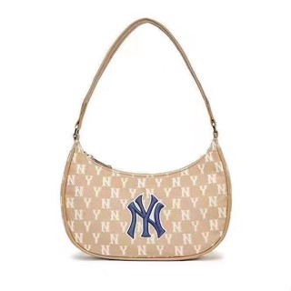 NY MLB 3สี กระเป๋าหิ้วHolo Bag ทรงพอช สินค้าพร้อมส่งนะคะ สั่งได้เลย