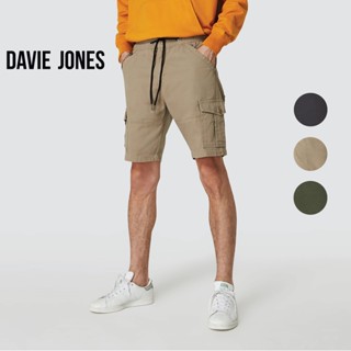 DAVIE JONES กางเกงขาสั้น ผู้ชาย เอวยางยืด สีกากี สีเทา สีเขียว สีกรม  Elasticated Shorts in khaki grey green PL0015KH GY GR BK