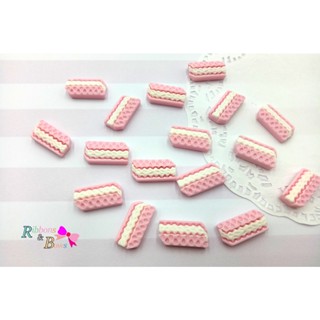พร้อมส่ง   เรซิ่น ขนมเค้ก อะไหล่ทำกิ๊บและโบว์  แพค 10 ชิ้นRD109