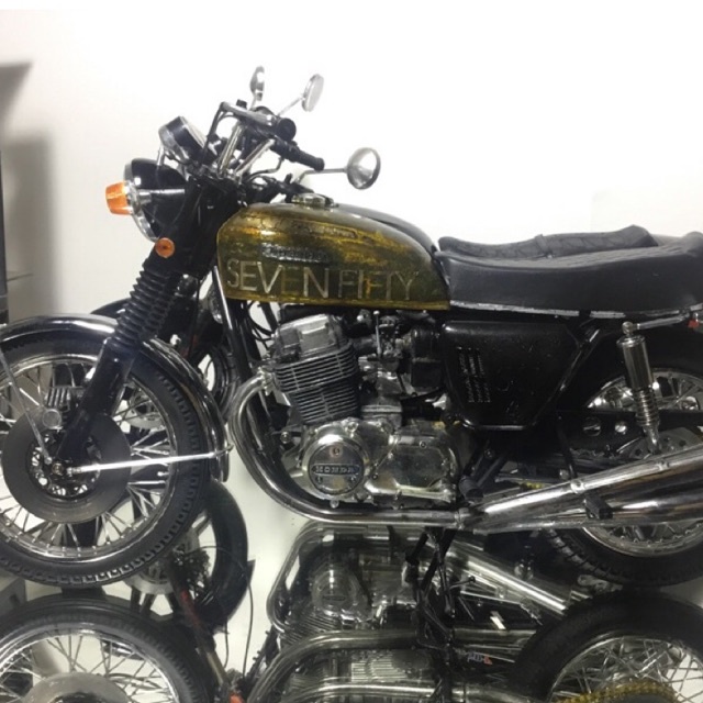 โมเดลประกอบ HONDA CB 750 custom