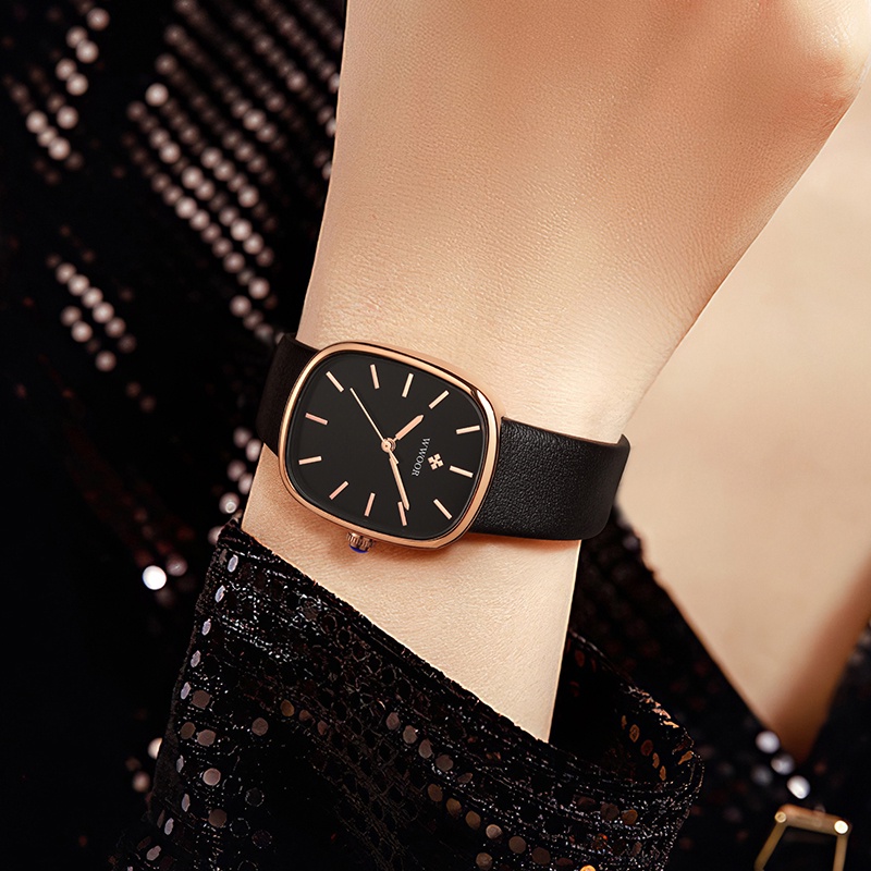 WWOOR   นาฬิกาข้อมือควอตซ์แฟชั่น สายหนัง กันน้ํา หรูหรา สําหรับสตรี -8881