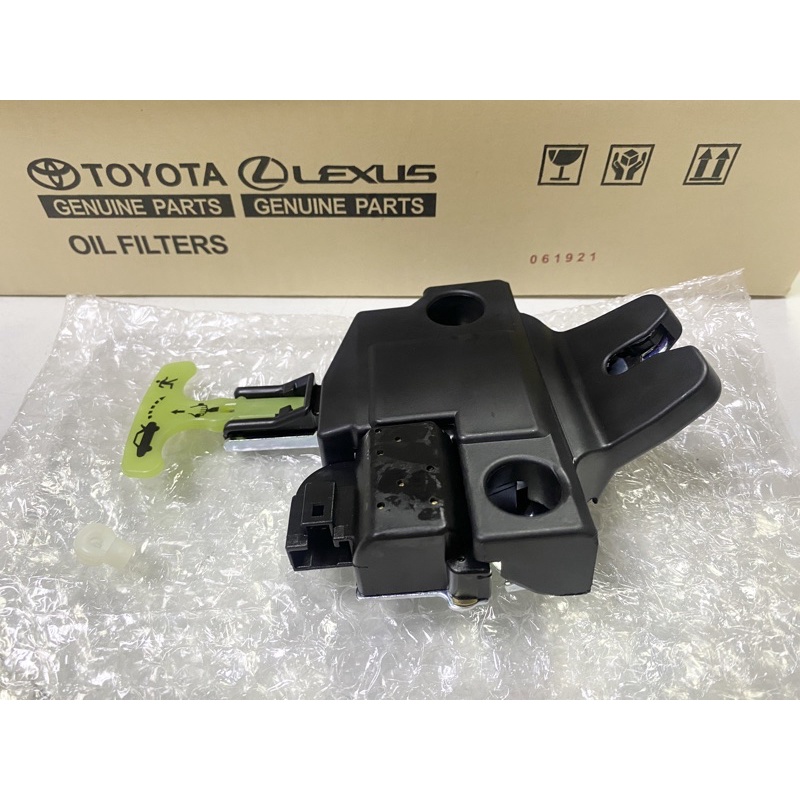 【B009】กลอนฝาท้าย Toyota Camry ACV40 2006-2011