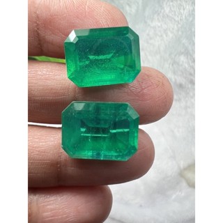 Doublet green emerald 13x21mm weight 19 carats