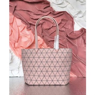 BAO BAO ISSEY MIYAKE BATEAU TOTE กระเป๋าถือ ใบใหญ่ สะพายไหล่