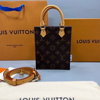 🔥ผ่อนได้🔥LV Petit Sac Plat Monogram Size 14 cm งาน Original อุปกรณ์ : Full Box Set [ กระเป๋าสะพายข้าง ]