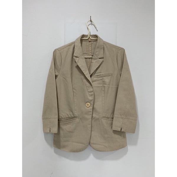 Blazer ทำงาน สีเบจ Brand Espada