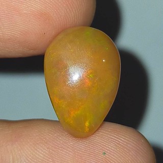 พลอย โอปอล เอธิโอเปีย ธรรมชาติ แท้ ( Natural Opal Ethiopia ) หนัก 6.07 กะรัต