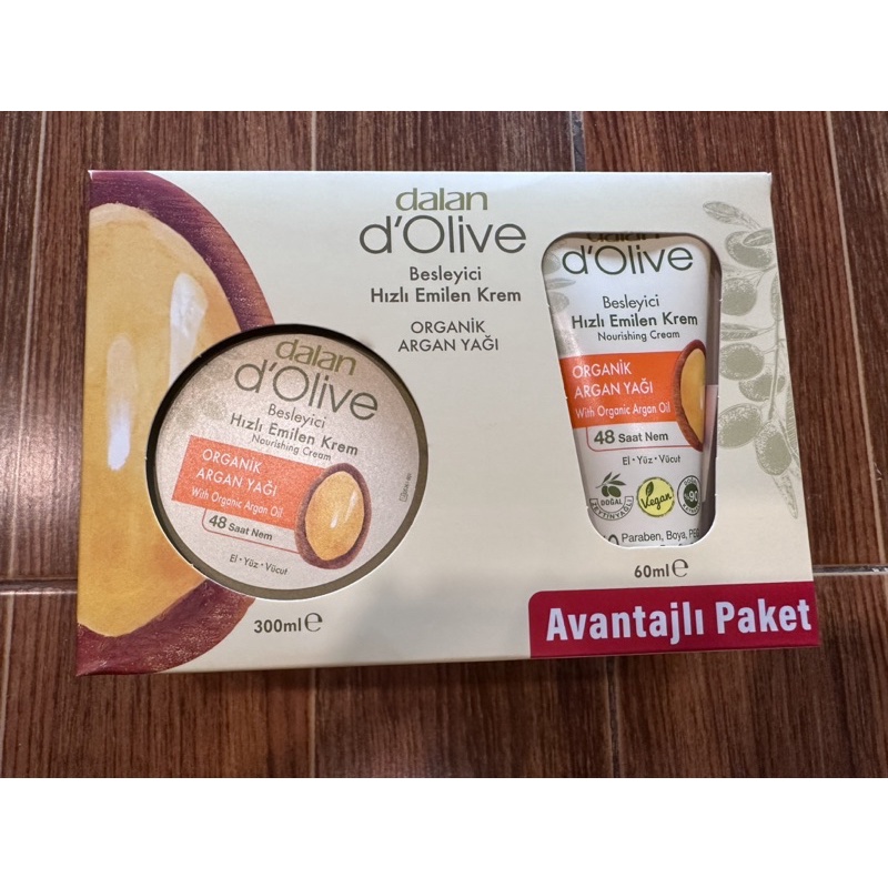 Dalan D Olive 300 Ml+60 ml Organic Argan Oil Cream / ครีมบำรุงผิวสูตรน้ำมันมะกอกและอาร์แกน แพคคู่