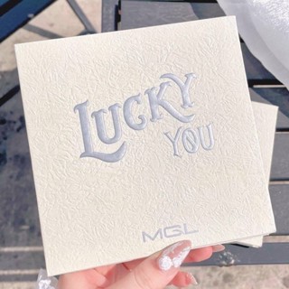 Lucky You อายแชโดว์พาเลท 25 เฉดสี