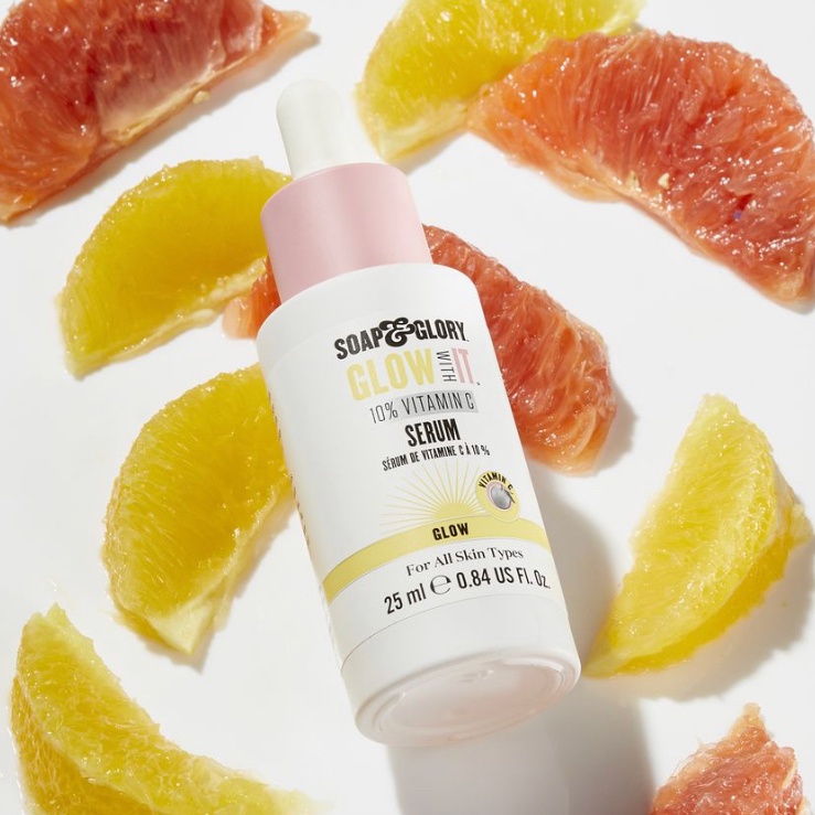 SOAP & GLORY GLOW WITH IT 10% VITAMIN C SERUM 25ML.