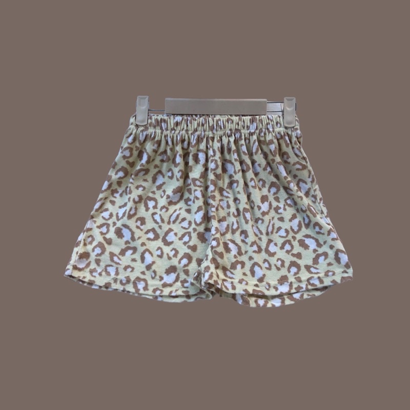 กางเกงขาสั้น ลายเสือดาว 🐆 🐆 Leopard print shorts