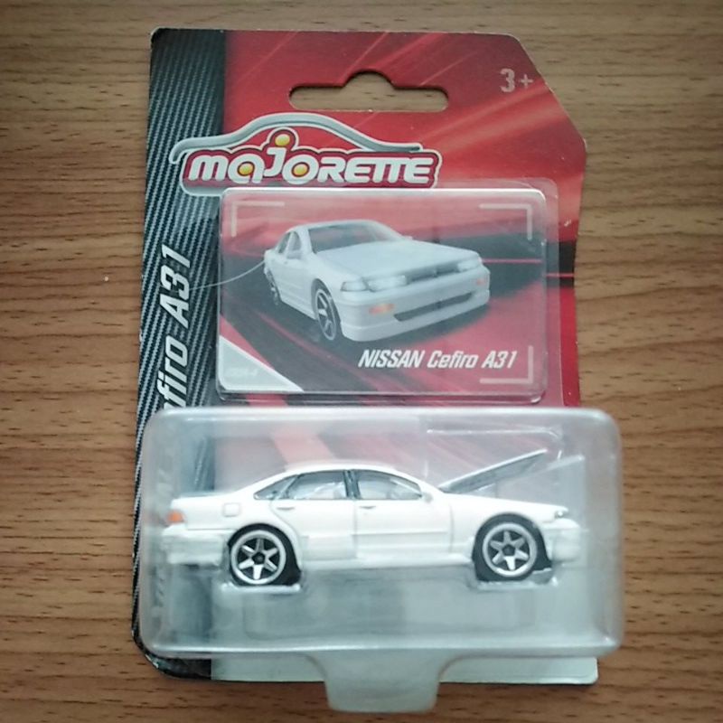 Majorette​ Nissan​ Cefiro​ A31