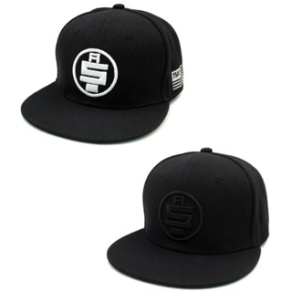 หมวก snap Back หมวกแก๊ป ใส่ได้ทั้งผู้ชายและผู้หญิง สามารถปรับขนาดได้