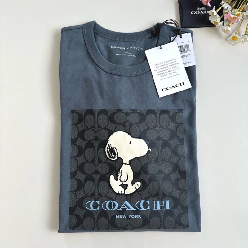 👑ผ่อน0%~แท้100%👑 เสื้อยืด Coach X Peanuts Signature Snoopy T Shirt  Style No. CE544