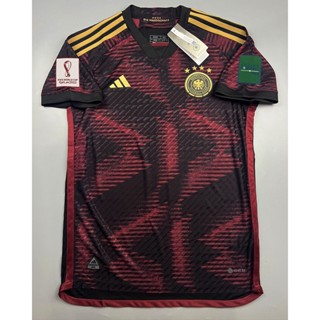 เสื้อบอล เพลเย่อ ทีมชาติ เยอรมัน เยือน 2022-23 Player Germany Away อาร์มฟุตบอลโลก World Cup 2022