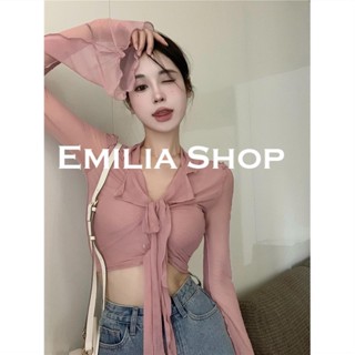 EMILIA SHOP เสื้อครอป เสื้อยืด เข้ารูป  สไตล์เกาหลี  สําหรับผู้หญิง ใส่ไปคลับ ปาร์ตี้ 2023 ใหม่ MI22112208