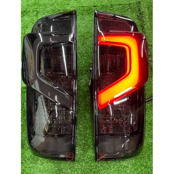 Nissan Navara NP300 Pro 4X 2PCS ไฟท้าย LED ไฟท้าย navara ไฟท้าย np300 ไฟท้าย pro 4x 4x4 รถอุปกรณ์เสร