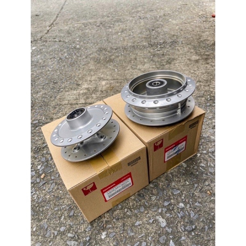 ดุมหน้า-หลังเวฟ (แท้ศูนย์100%) WAVE 125 บังลม, WAVE125S เก่า / รุ่นไมล์ดิจิตอล/ รุ่นไม่มีกระปุกไมล์ 