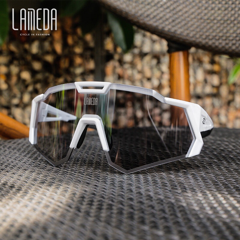 Lameda ใหม ่ ขี ่ จักรยานแว ่ นตา Photochromic แว ่ นตากันแดด Anti-UV Intelligence เปลี ่ ยนสี Windproof Shades ผู ้ ชายผู ้ หญิง MTB จักรยานอุปกรณ ์ เสริม