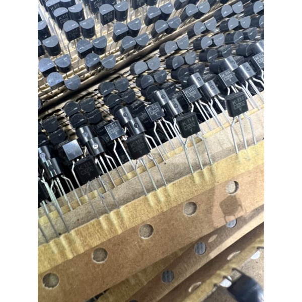 KTC3202-Y 2SC3202-Y 3202 TO-92 C3202
