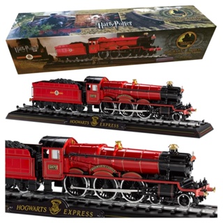 Harry Potter Hogwarts Express Die Cast Train Model and Base Noble Collection