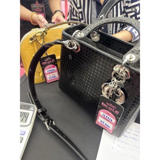 ci2434 dior bag + ci02225 lv bag