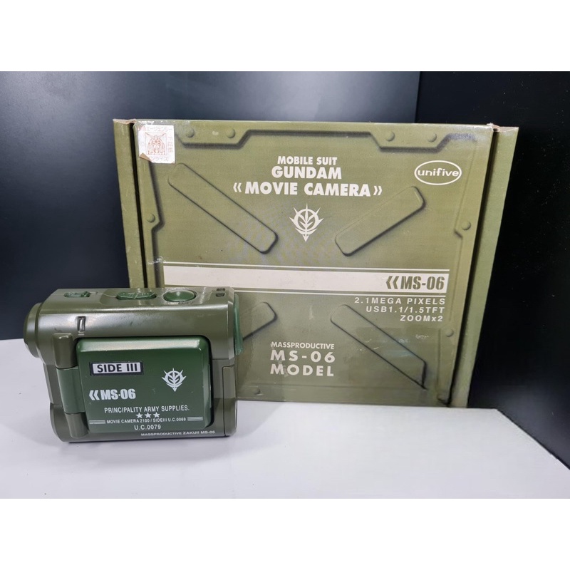 Handycam Gundum Movie carmera งานกล่อง ถ่ายได้ทั้งภาพนิ่งและVDOใช้ถ่านAA &amp; SD card CD สายซิงค์ พร้อมใช้งานครับ