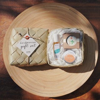 {GIFT SET} CRAFT RICE BOX : M ชุดยาดมสมุนไพรหอม Herbpiness ในกล่องข้าว ขนาดกลาง