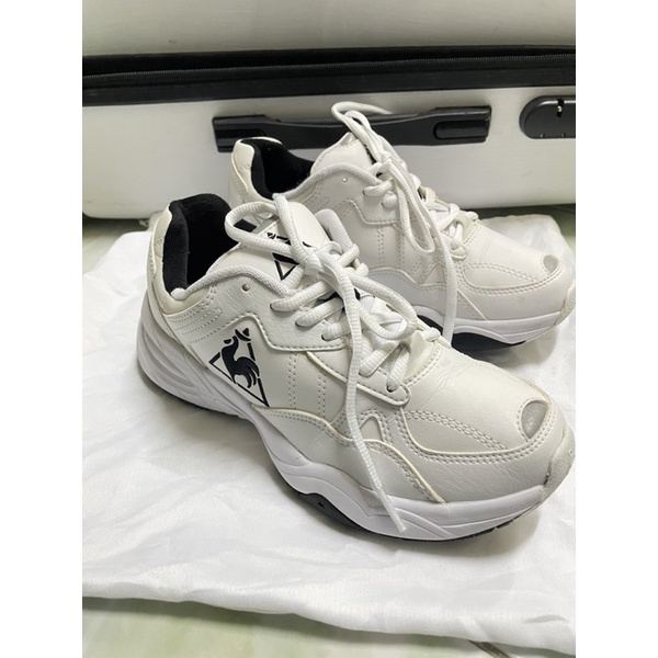 รองเท้าผ้าใบ le coq sportif แท้100%