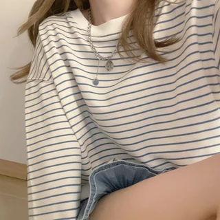 FASHION.61 เสื้อเเขนยาวคอกลมผู้หญิง เสื้อคลุมลายริ้ว รุ่น W6874