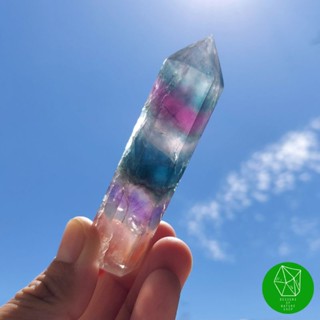 ฟลูออไรท์​ทรงแท่งหกเหลี่ยม(Fluorite Tower)