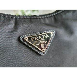 prada re-edition nylon black