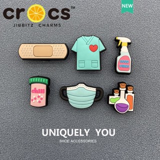 jibbitz crocs charms set ตัวติดรองเท้า แท้ ชุดหมอ  ชุดปุ่มกด DIY