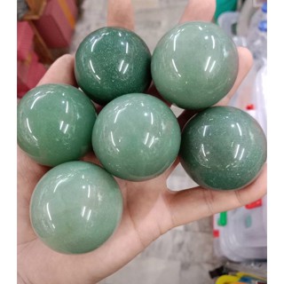 🎾หยกเขียว หยกแท้ 3.0-4.5  5.0-5.5cmหยกอเว้นจริน Green Aventurine Ball หินธรรมชาติ หยกกลม แม่ให้เลือกก่อนสินค้าค่ะ