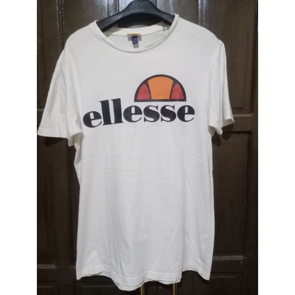 เสื้อยืด Ellesse****
