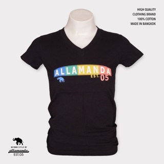 Allamanda By AEIOU S09 เสื้อยืด คอวี สีดำ Allamanda รวมลายสกรีน สินค้าลิขสิทธิ์แท้ (S.M.L)