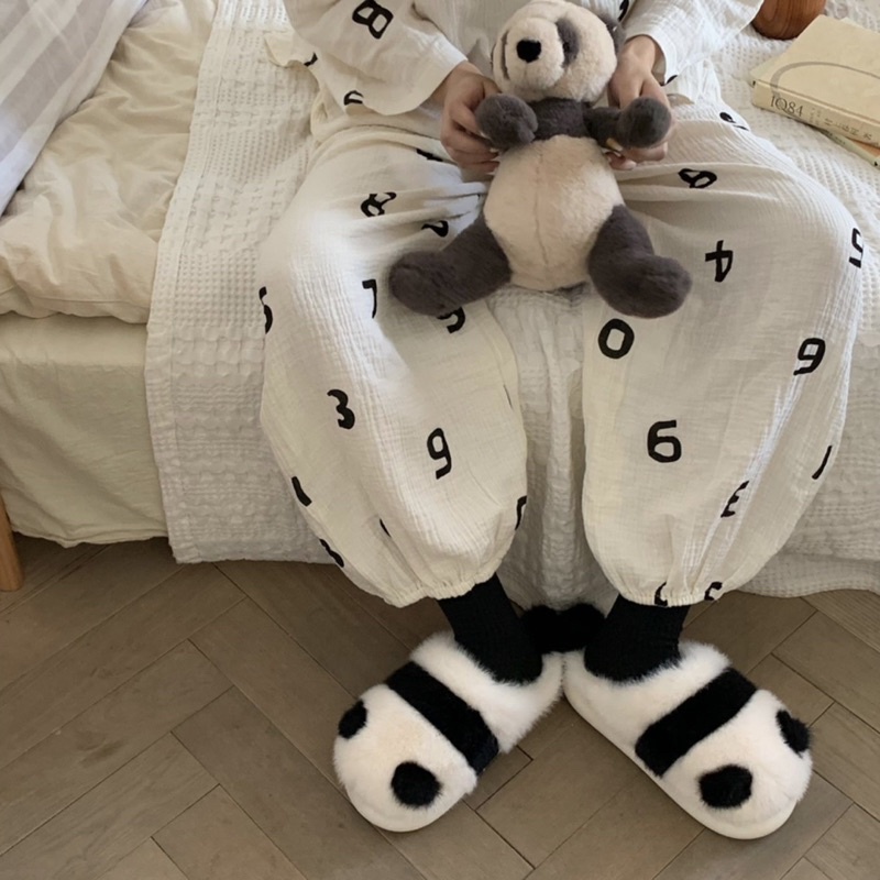 พร้อมส่ง🐼 รองเท้า แพนด้า Slipper สลิปเปอร์ขนนุ่ม 49003