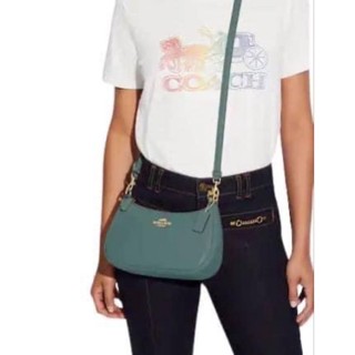 💚กระเป๋า NEW Coach Teri Shoulder Bag In Signatureครอสได้ สะพายไหล่ได้ค่ะ