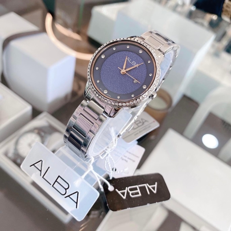 🎁ALBA นาฬิกาข้อมือผู้หญิง สายสแตนเลส รุ่น AH7W29X1 - สีเงิน ของแท้ 100% ประกัน 1 ปี