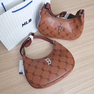 พร้อมส่ง MLB Dia Monogram PU Embo L-Hobo Bag กระเป๋าสะพายโฮโบใบใหญ่ หนัง PU