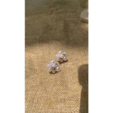 A187 ต่างหู laura***