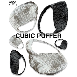 RAF31 - CUBIC PUFFER Ovz. shoulder bag ( กระเป๋า , กระเป๋าสะพายข้าง )