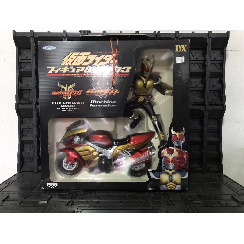 Banpresto Figure and bike 3 Kamen Rider Agito and Machine Tornador A