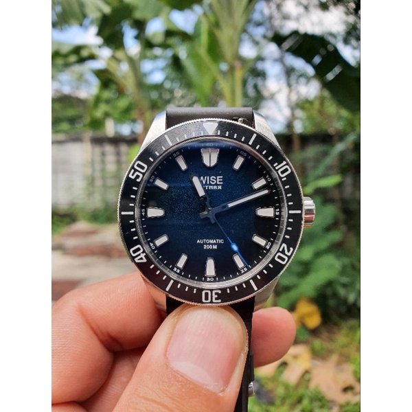 wise รุ่น hitman no date