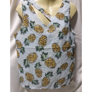 เสื้อแขนกุดมีหลายแบบ